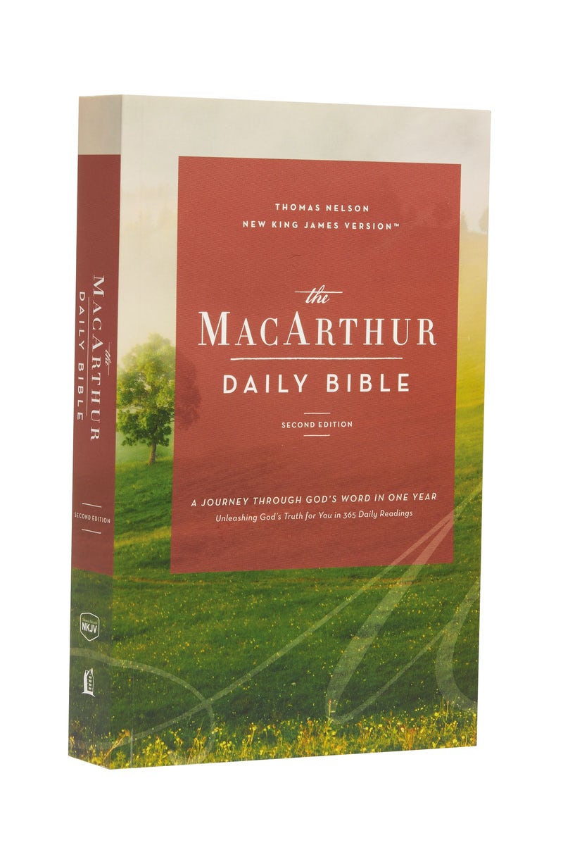 9780785239604-nkjv-macarthur-daily-bible-2nd-edition-paperback-comfort-print-bible